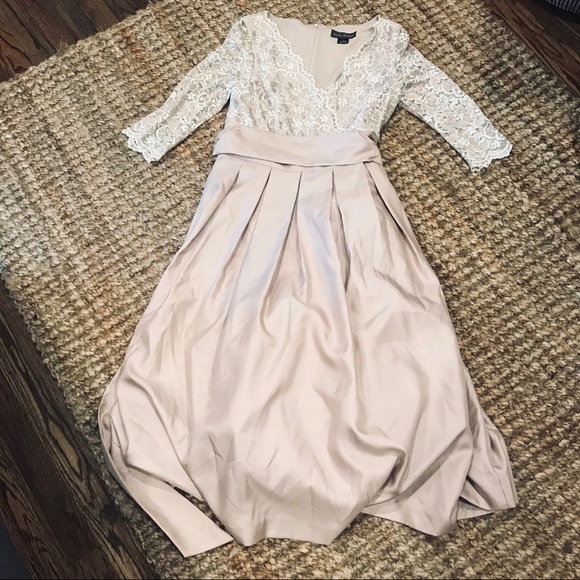 Jessica Howard Dresses & Skirts - Jessica Howard blush lace mother of bride dress